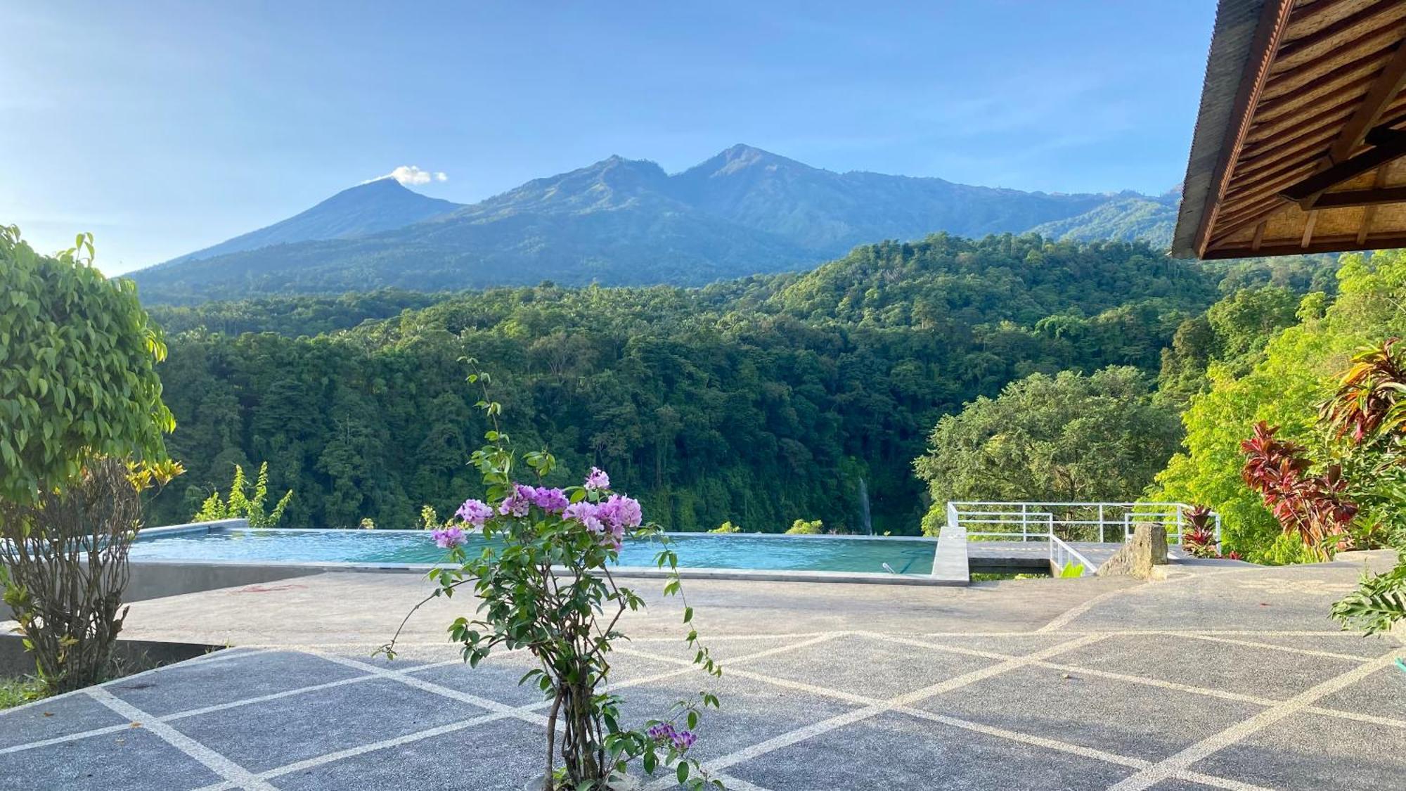 Pondok Senaru Cottages Exterior photo